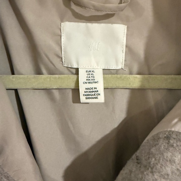 H&M Shacket - Picture 2 of 3